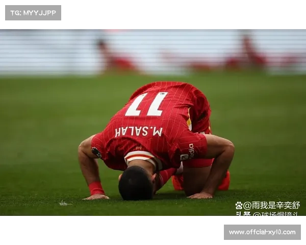 索博斯洛伊点球失误：利物浦中场自责，球队支持鼓励